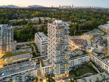 2102 3538 Sawmill Crescent, Vancouver, BC, Vancouver — Apartment/Condo for sale