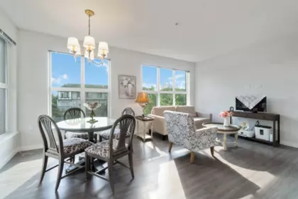 205 9500 Tomicki Avenue, Richmond, BC, Richmond — Apartment/Condo for sale