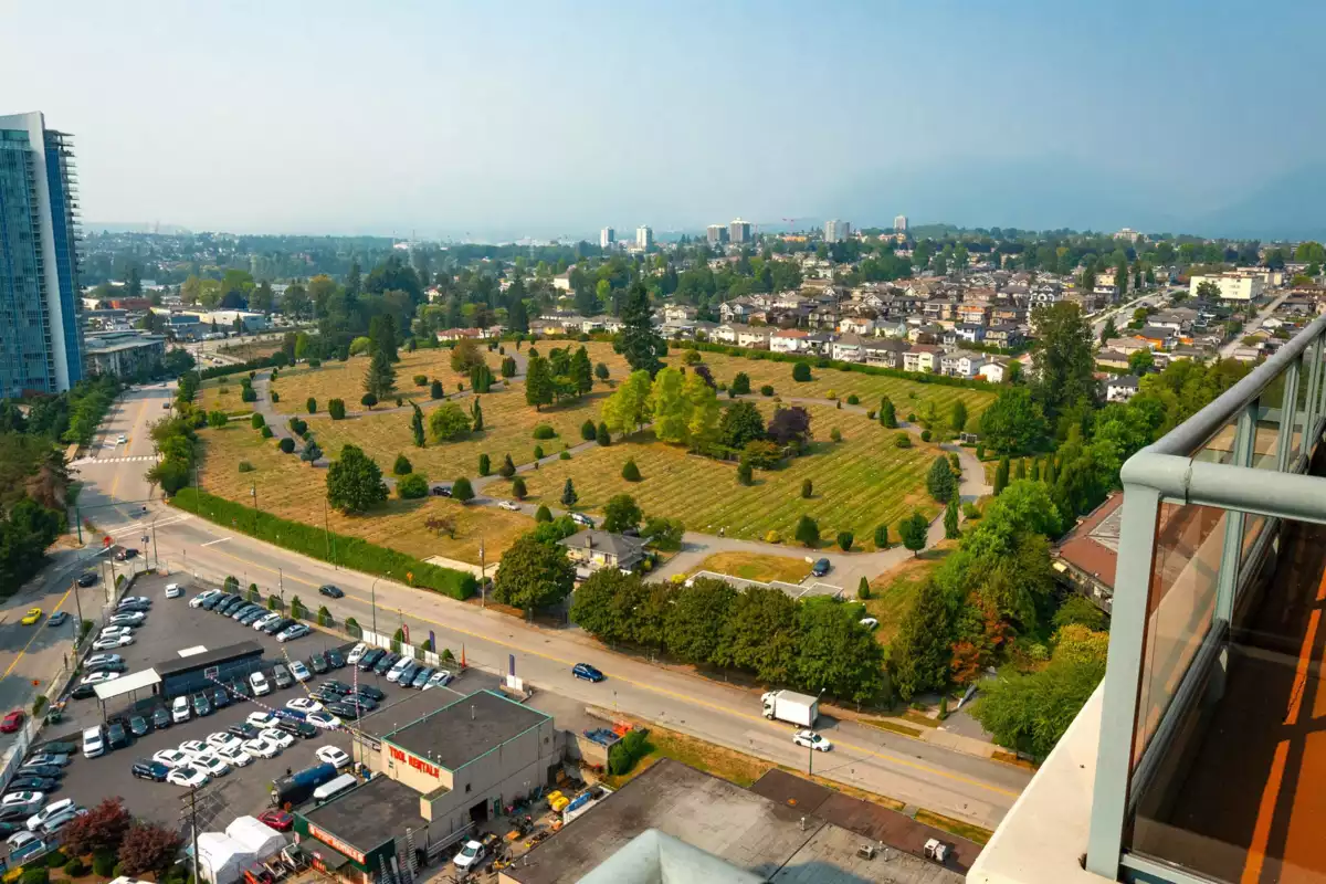 Basement Recreation Room Photo of 2402 4398 Buchanan Street, Burnaby, BC