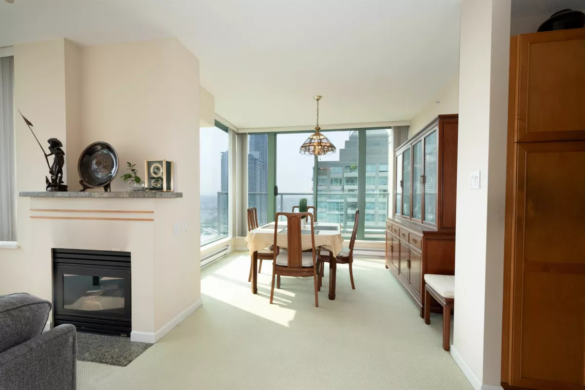 Breakfast Nook Photo of 2402 4398 Buchanan Street, Burnaby, BC