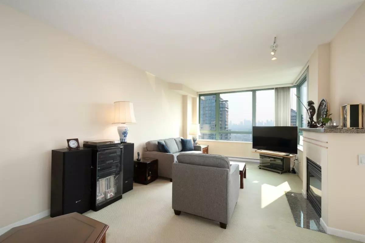 Family Room Photo of 2402 4398 Buchanan Street, Burnaby, BC