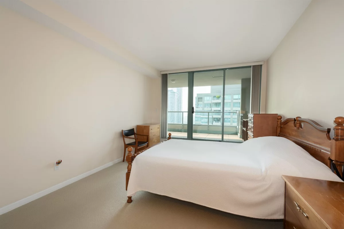 Guest Bathroom Photo of 2402 4398 Buchanan Street, Burnaby, BC