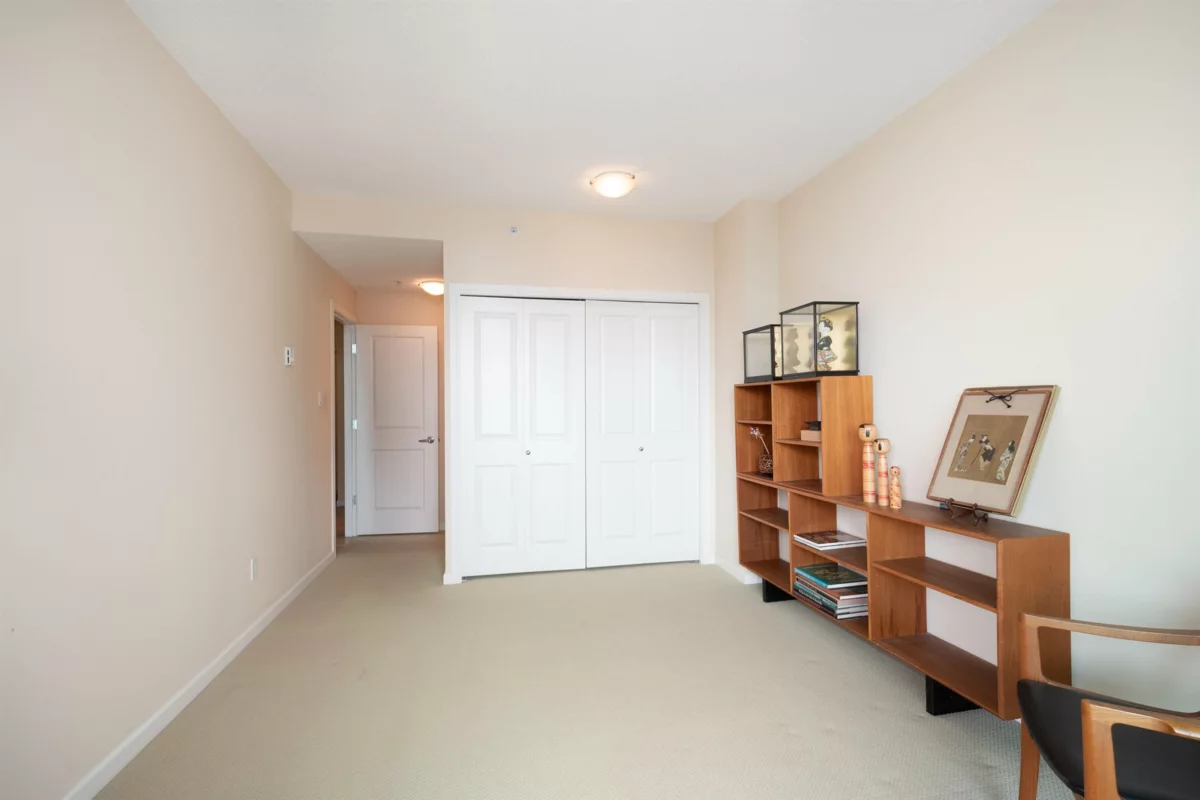 Hallway Photo of 2402 4398 Buchanan Street, Burnaby, BC