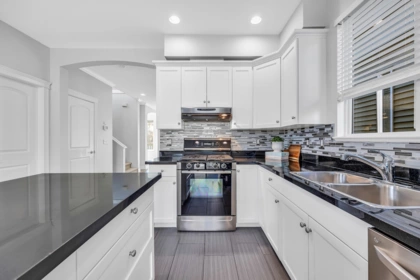 Kitchen Island Photo of 6602 193a Street, Surrey, BC