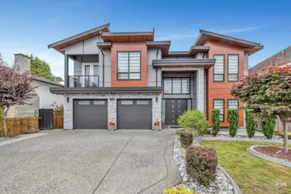 9248 124 Street, Surrey, BC, Royal Heights — 8 bed single family residence for sale