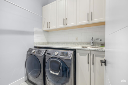 Powder Room Photo of 9248 124 Street, Surrey, BC