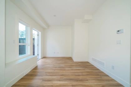 Walk-In Closet Photo of 81 16561 17a Avenue, Surrey, BC