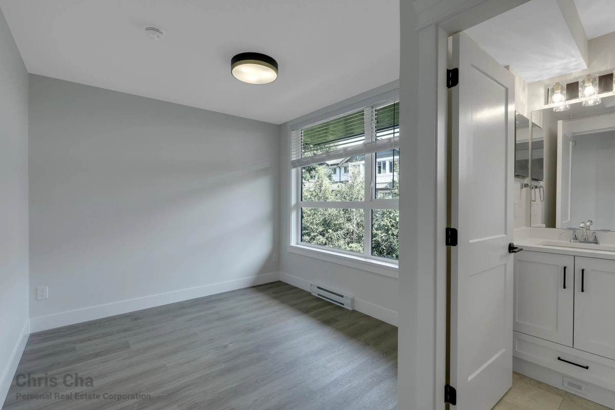 Entry Foyer Photo of 8 20926 83 Avenue, Langley, BC