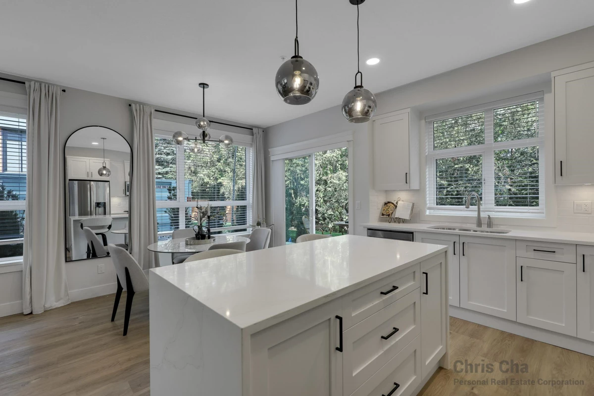 Walk-In Closet Photo of 8 20926 83 Avenue, Langley, BC