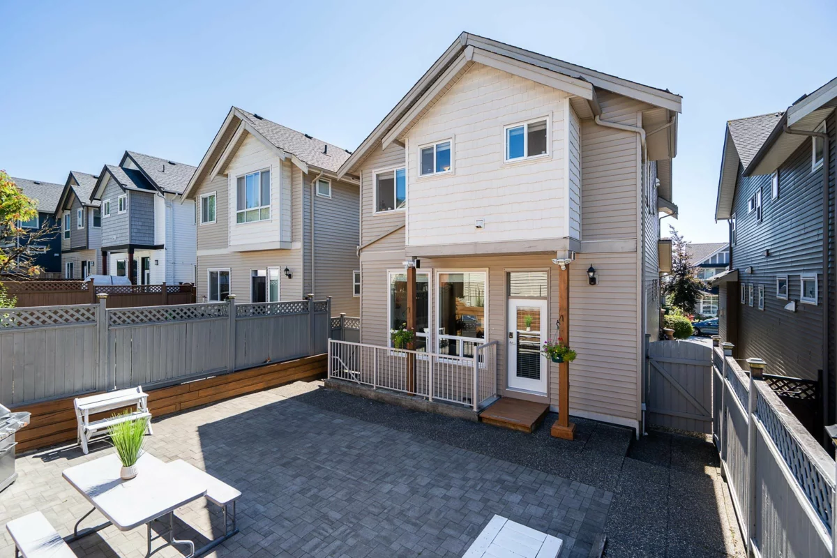 Staircase Photo of 3381 Watkins Avenue, Coquitlam, BC