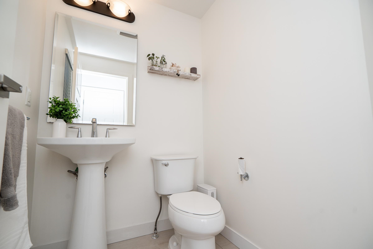 Walk-In Closet Photo of 3381 Watkins Avenue, Coquitlam, BC