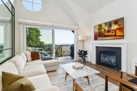 331 E 8th Street, North Vancouver, BC V7L 1Z2, North Vancouver, BC, V7L 1Z2
