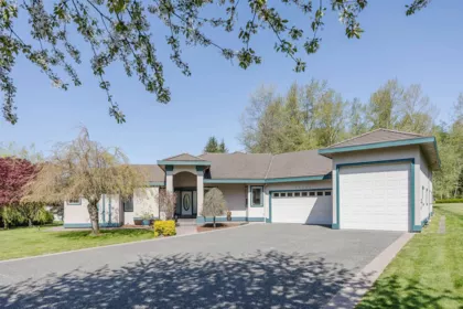 25131 130 Avenue, Maple Ridge, BC, Maple Ridge — Single Family Residence for sale