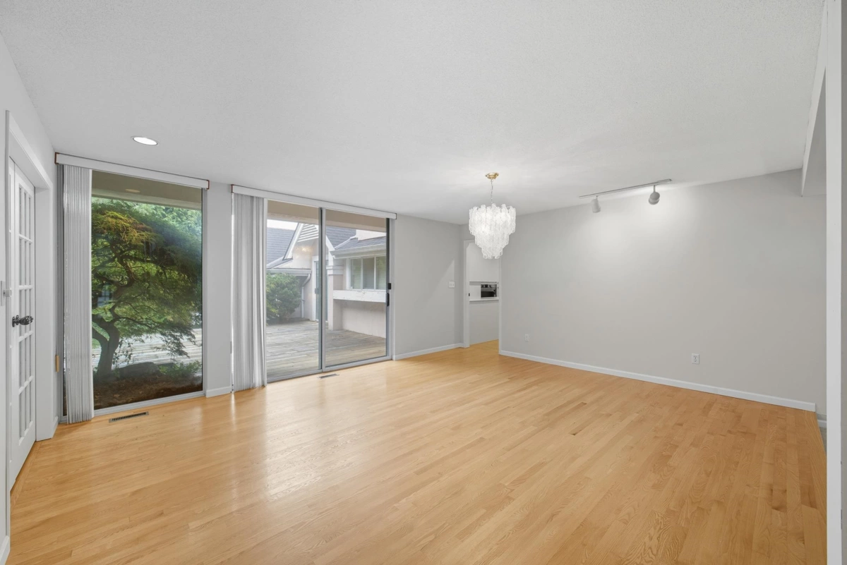 Breakfast Nook Photo of 6189 Angus Drive, Vancouver, BC