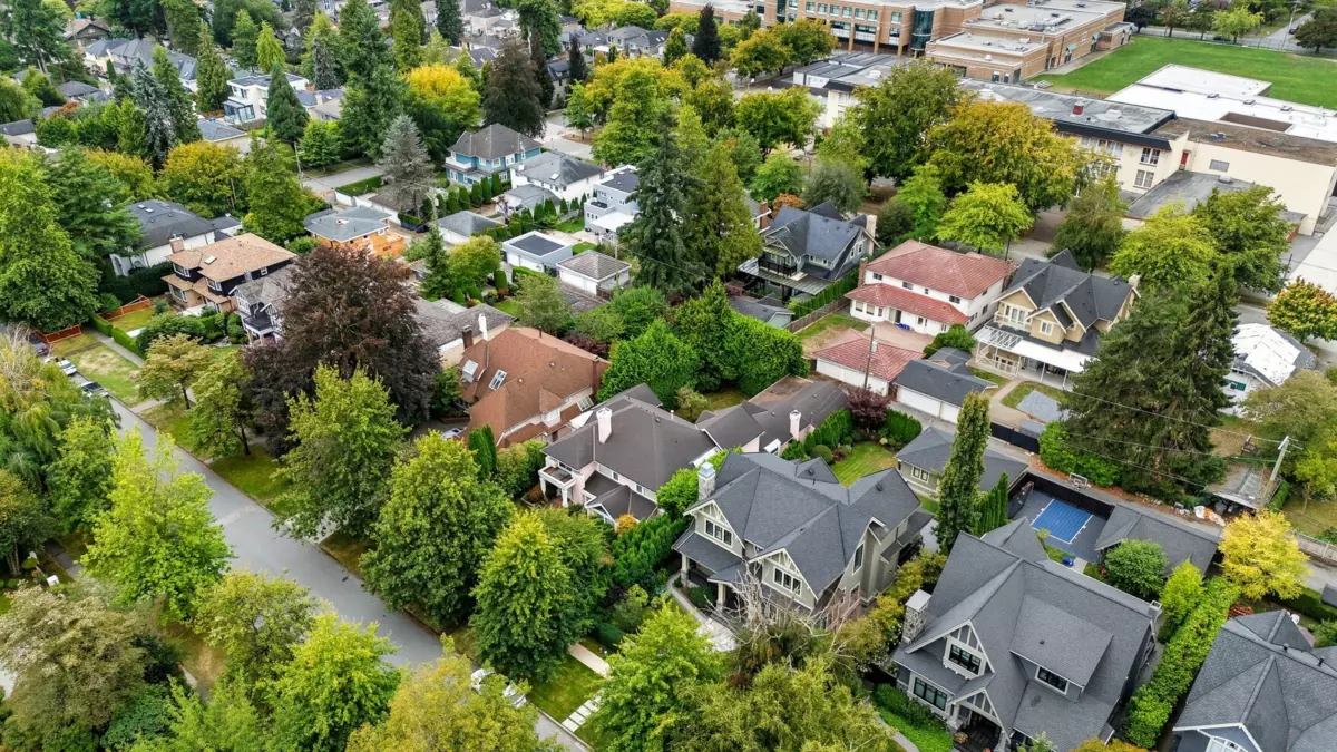 Hallway Photo of 6189 Angus Drive, Vancouver, BC