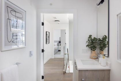 Hot Tub / Spa Photo of 6835 Cambie Street, Vancouver, BC