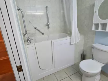 405 2963 Burlington Drive, Coquitlam, BC, Coquitlam — Apartment/Condo for sale