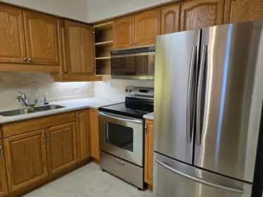 405 2963 Burlington Drive, Coquitlam, BC, Coquitlam — Apartment/Condo for sale