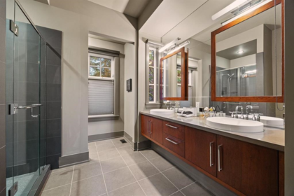 Basement Recreation Room Photo of 2737 Crescent Drive, Surrey, BC