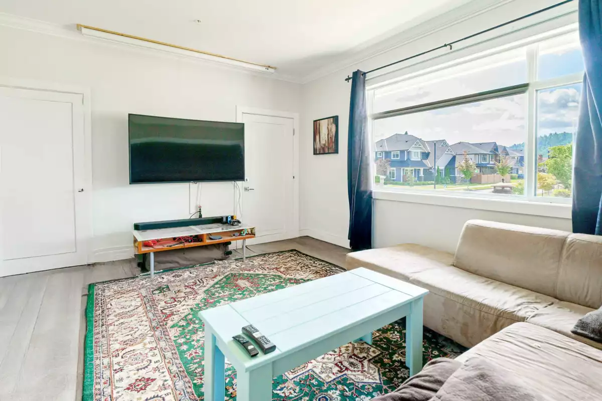 Dining Area Photo of 35257 Ewert Avenue, Mission, BC