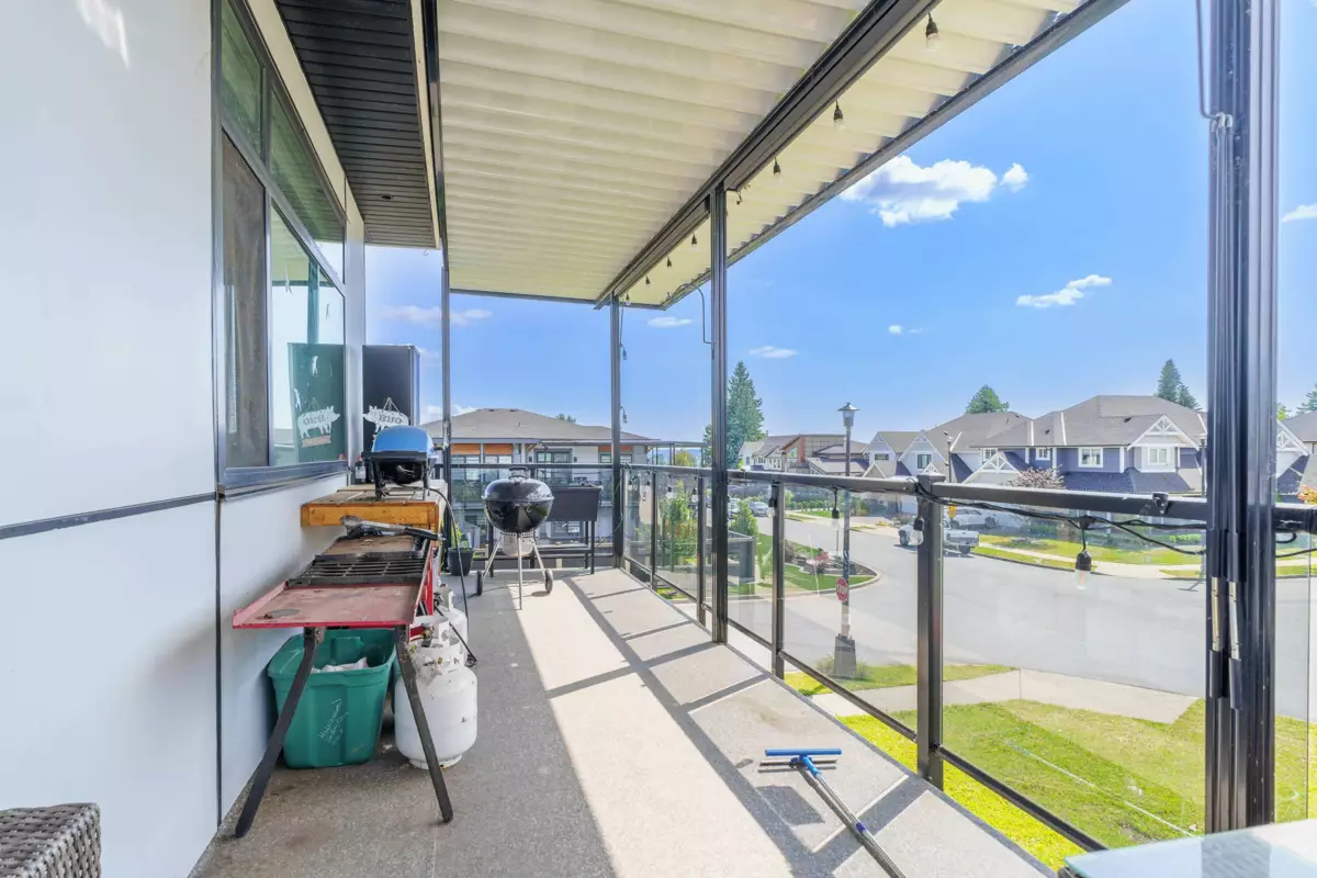 Guest Bathroom Photo of 35257 Ewert Avenue, Mission, BC