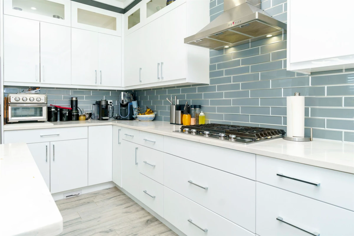 Living Room Photo of 35257 Ewert Avenue, Mission, BC