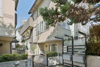 1683 Kitchener Street, Vancouver, BC, Vancouver — Townhouse for sale