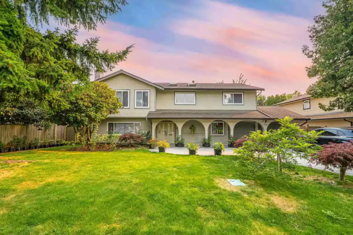 Exterior Front Photo of 5180 Chetwynd Avenue, Richmond, BC
