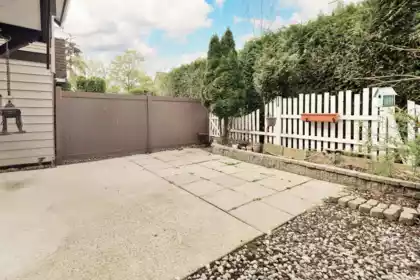 32 12099 237 Street, Maple Ridge, BC