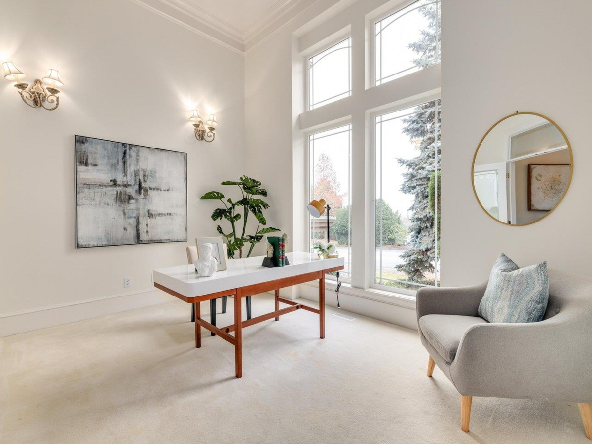 Breakfast Nook Photo of 3505 Morgan Creek Way, Surrey, BC