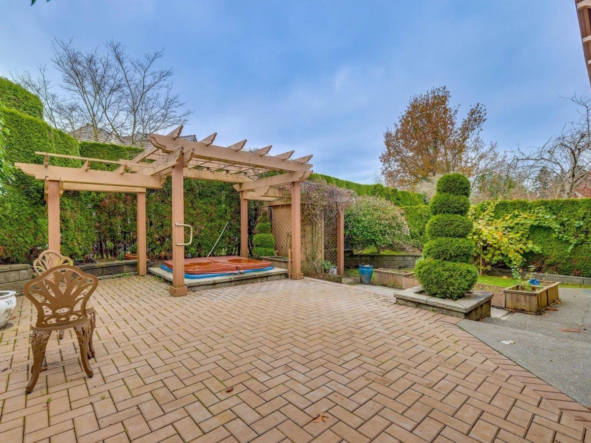 Community Amenities Photo (Clubhouse) of 3505 Morgan Creek Way, Surrey, BC