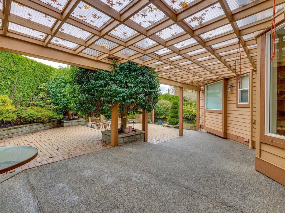 Hot Tub / Spa Photo of 3505 Morgan Creek Way, Surrey, BC