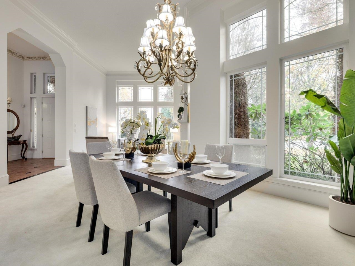 Kitchen Island Photo of 3505 Morgan Creek Way, Surrey, BC