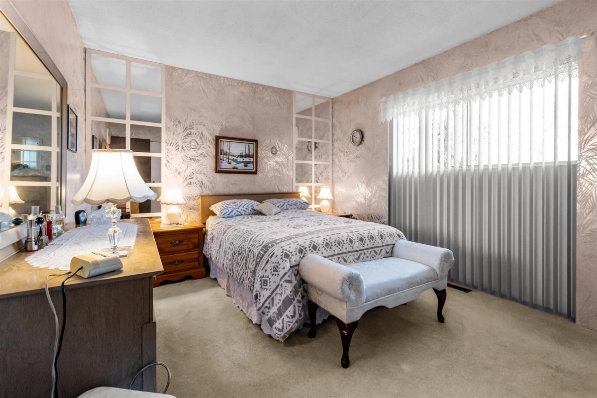 Bedroom 3 Photo of 1518 Parker Place, White Rock, BC