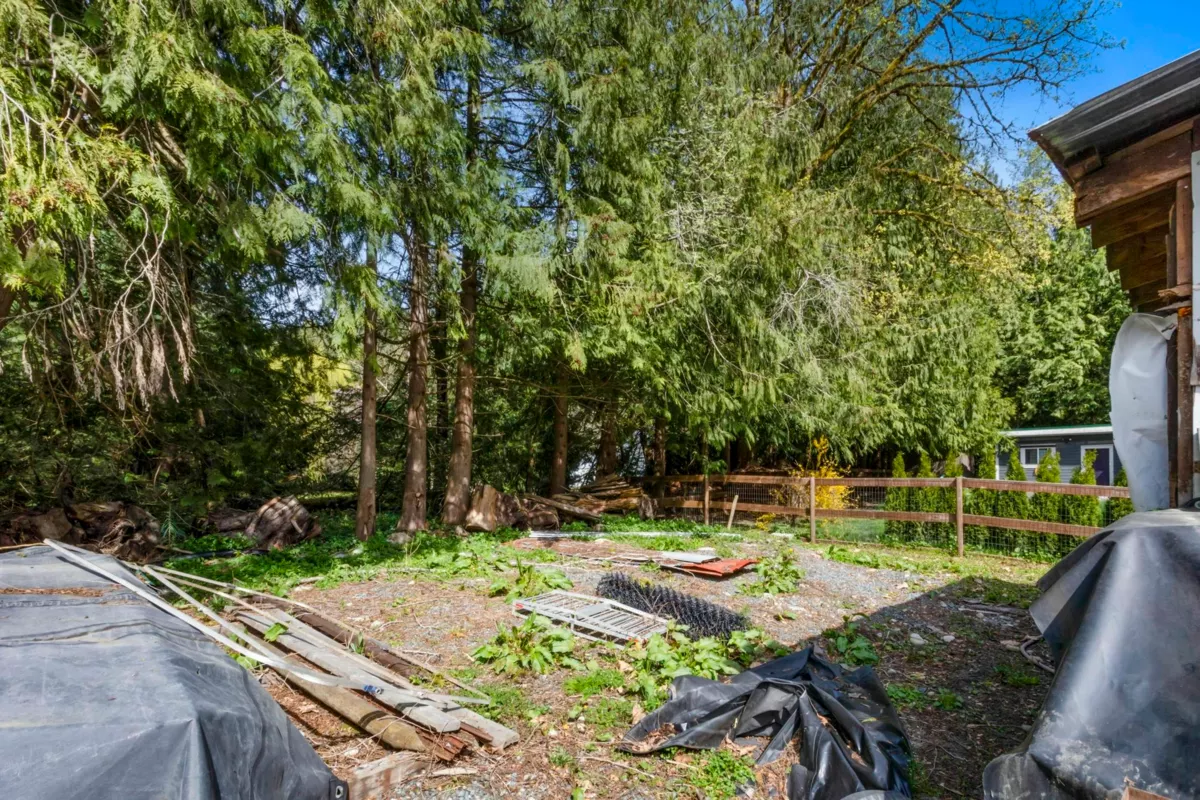 Garage Interior Photo of 49187 Bell Acres Road, Sardis - Chwk River Valley, BC