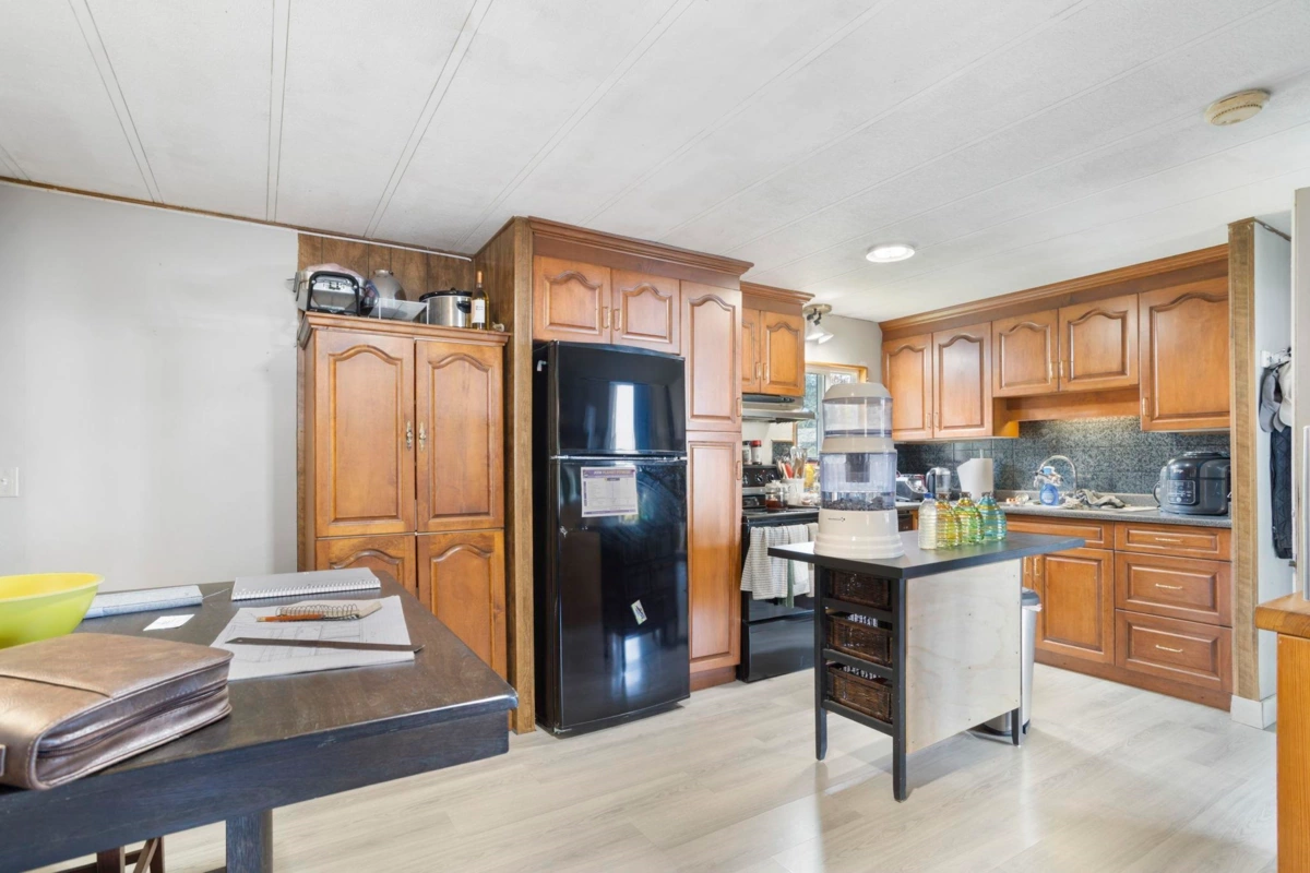 Kitchen Photo of 49187 Bell Acres Road, Sardis - Chwk River Valley, BC