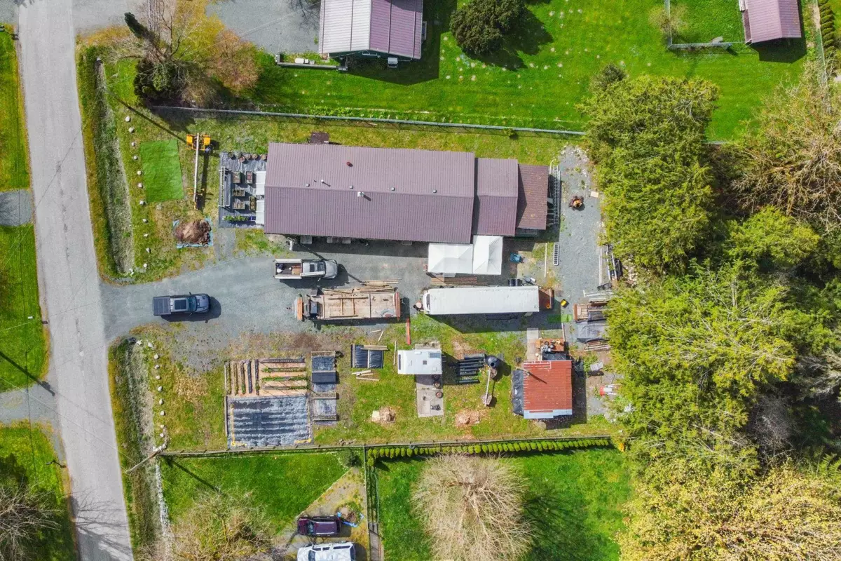 Outdoor Patio Photo of 49187 Bell Acres Road, Sardis - Chwk River Valley, BC