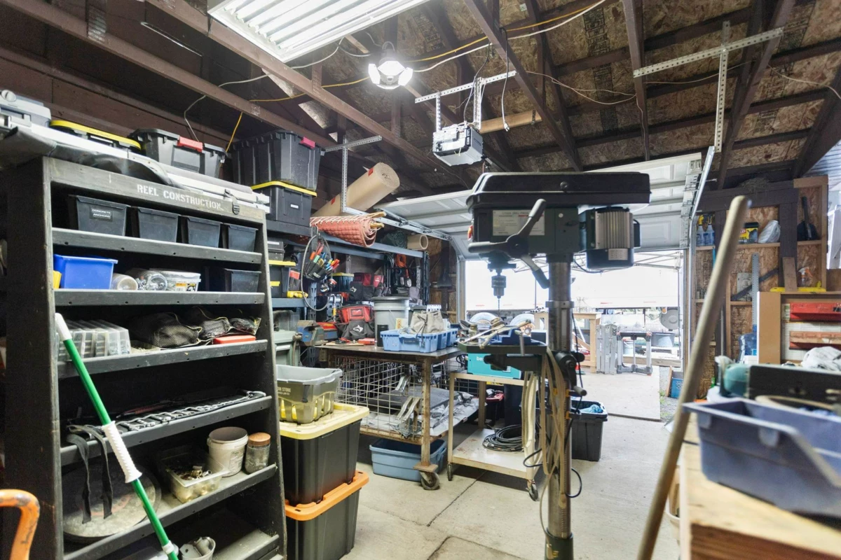 Powder Room Photo of 49187 Bell Acres Road, Sardis - Chwk River Valley, BC