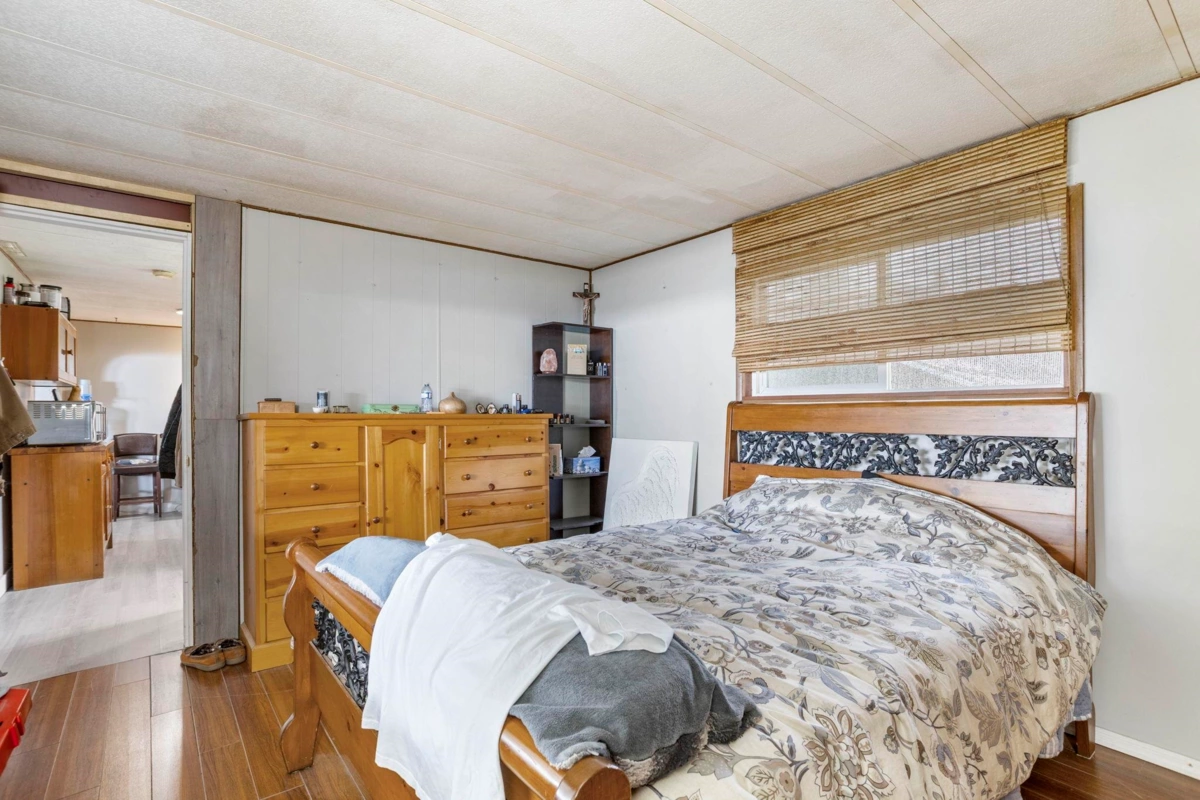 Primary Bathroom Photo of 49187 Bell Acres Road, Sardis - Chwk River Valley, BC