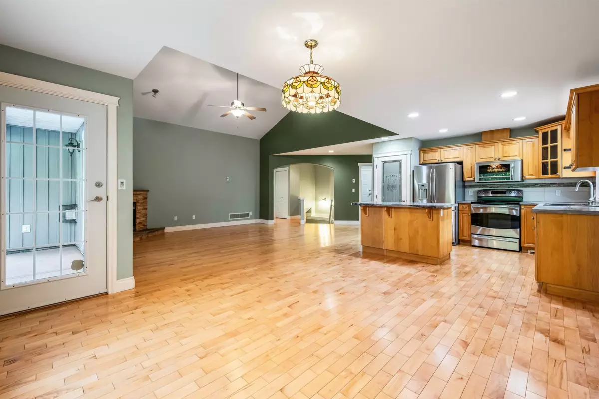 Mudroom Photo of 27 45824 Stevenson Road, Chilliwack, BC