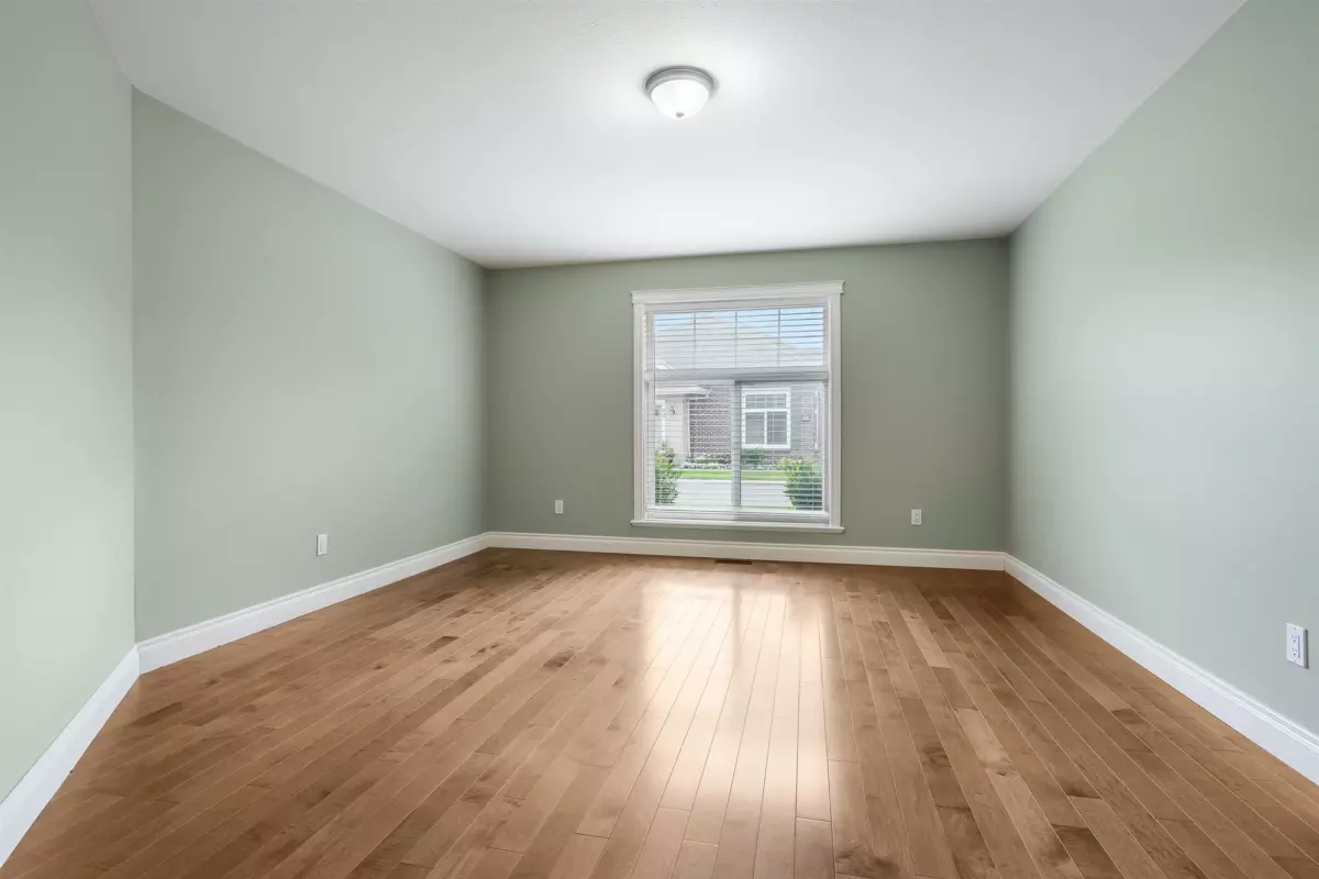 Primary Bathroom Photo of 27 45824 Stevenson Road, Chilliwack, BC