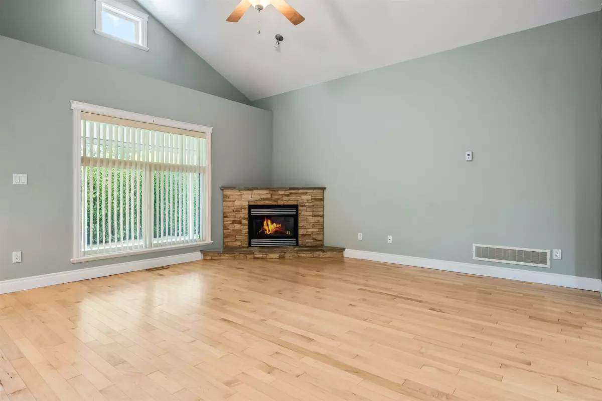 Staircase Photo of 27 45824 Stevenson Road, Chilliwack, BC