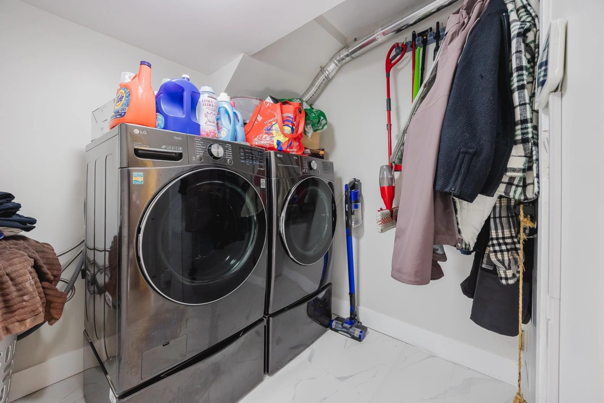 Backyard Photo of 8077 169 Street, Surrey, BC