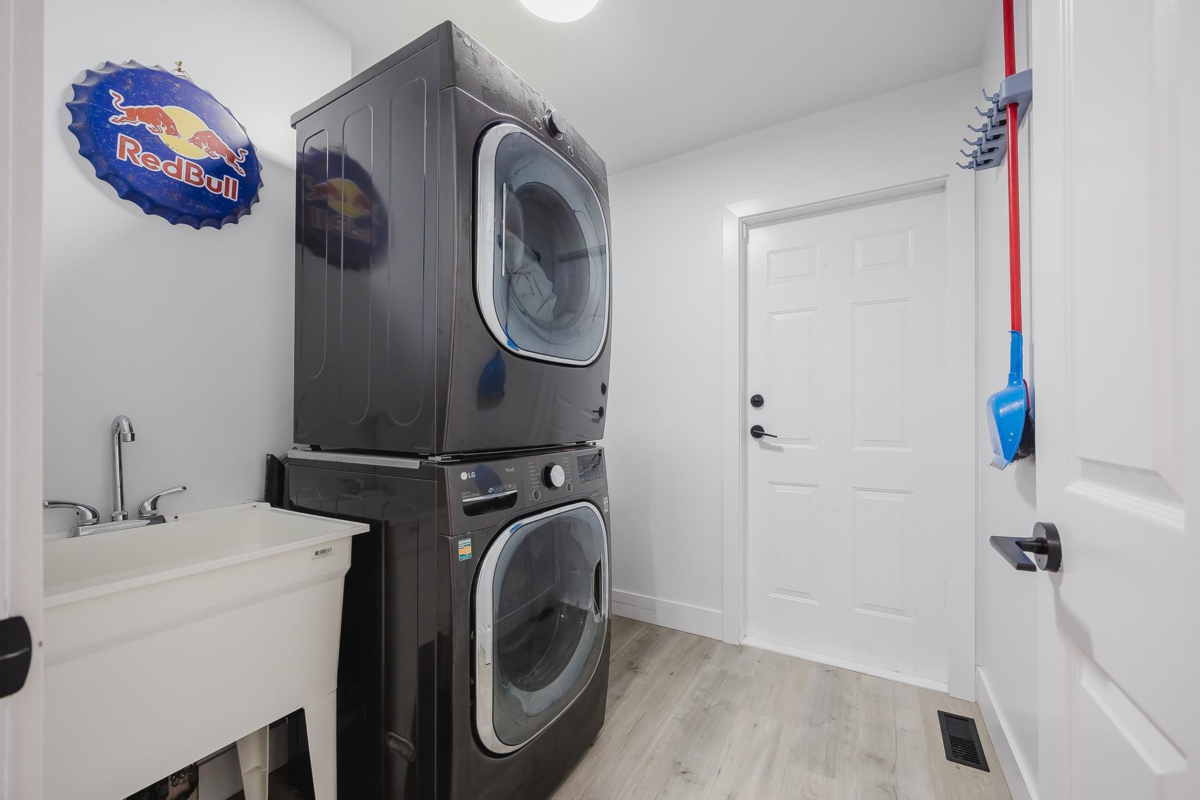 Bedroom 3 Photo of 8077 169 Street, Surrey, BC