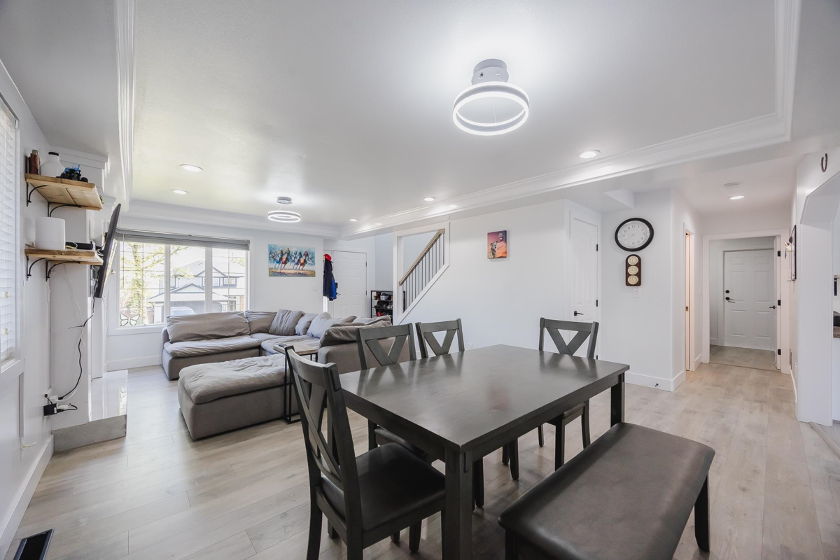 Breakfast Nook Photo of 8077 169 Street, Surrey, BC