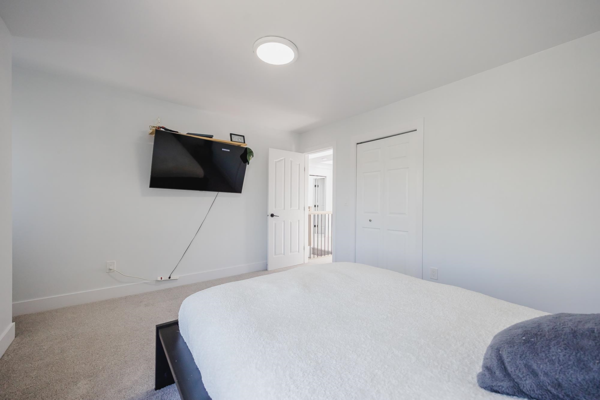 Laundry Room Photo of 8077 169 Street, Surrey, BC