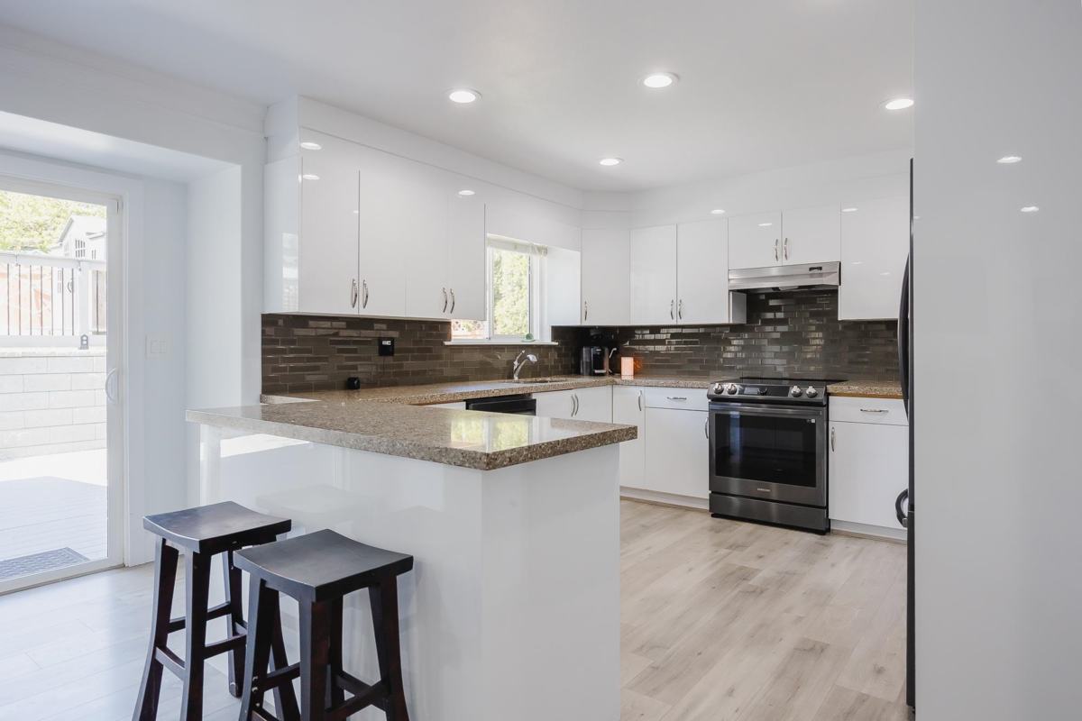 Living Room Photo of 8077 169 Street, Surrey, BC