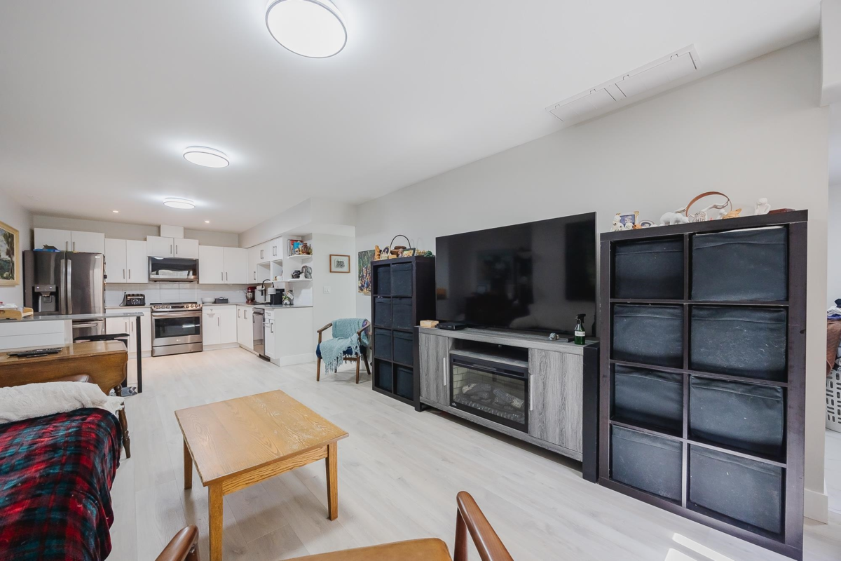 Outdoor Deck Photo of 8077 169 Street, Surrey, BC