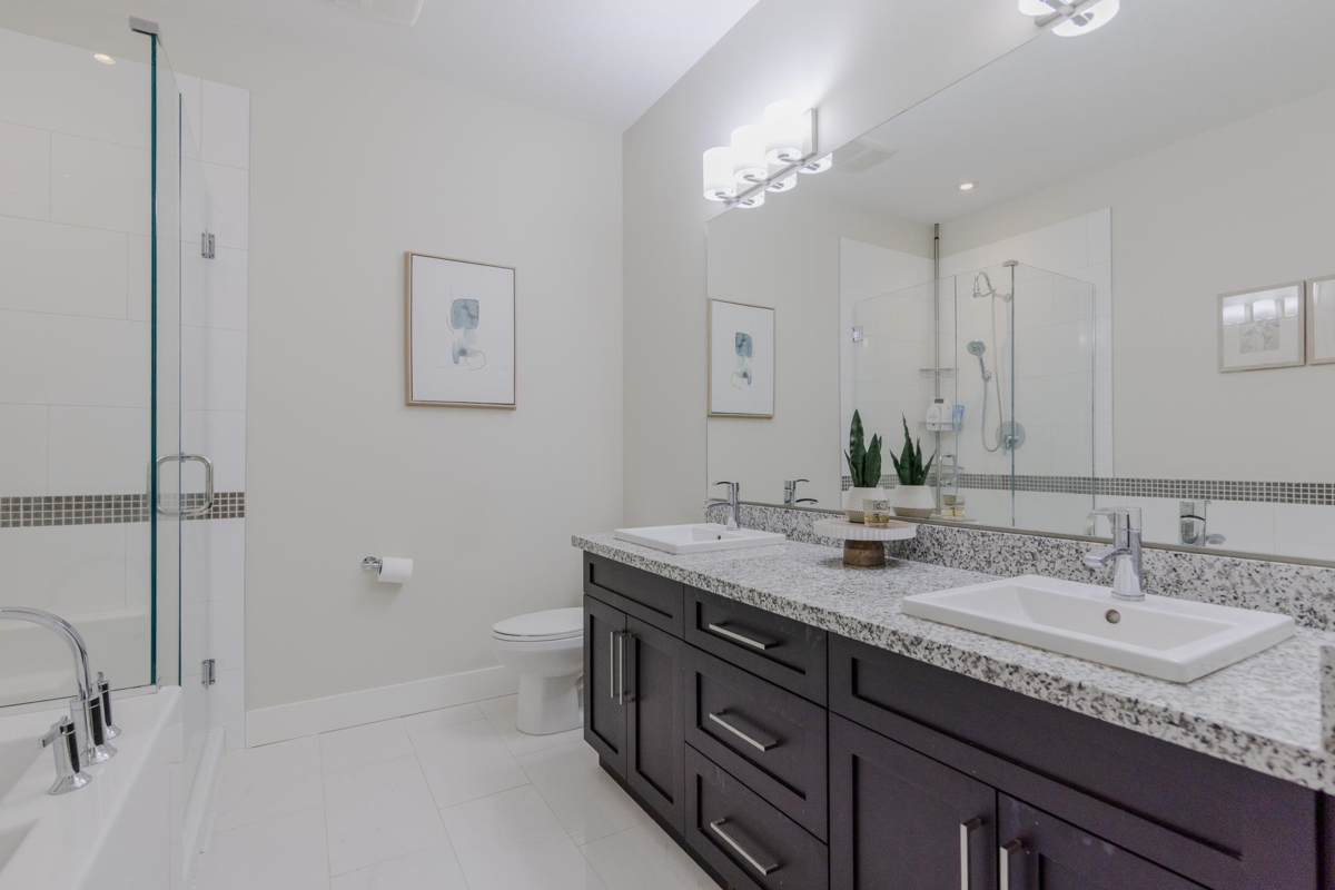 Office / Den Photo of 102 3458 Burke Village Promenade, Coquitlam, BC