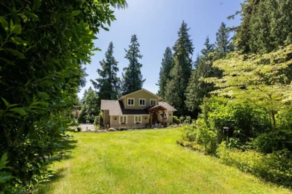 Garden / Landscaping Photo of 2596 Miles Road, Roberts Creek, BC